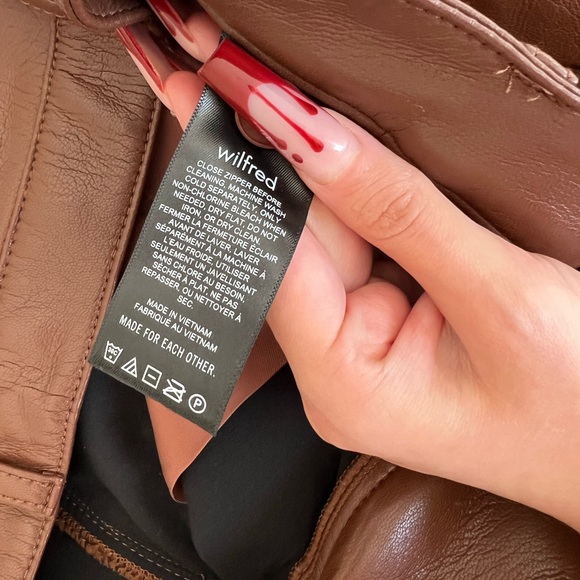 NWT ARITZIA WILFRED FREE BEATRIX FLARE PANT COGNAC VEGAN LEATHER - Picture 6 of 10